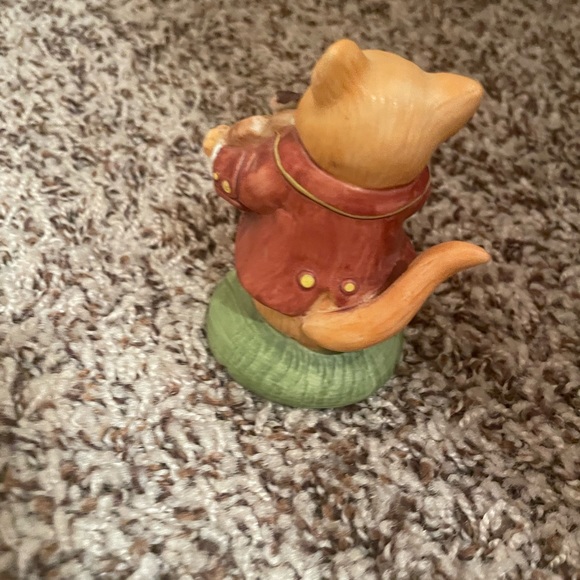 Mother Goose Tempest Co Figurines - Cat and the Fiddle - Picture 2 of 3